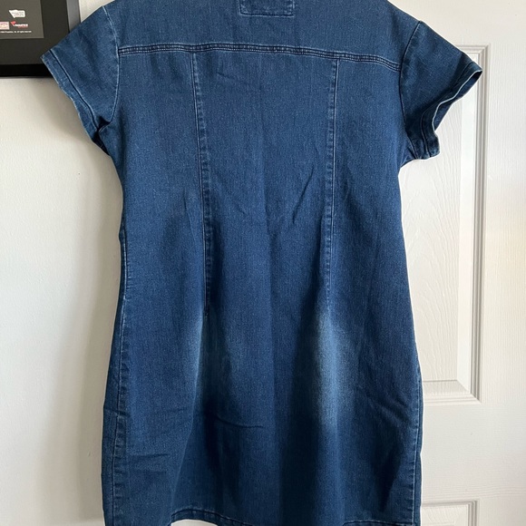 Vintage Denim Dress with Patches - Picture 4 of 6